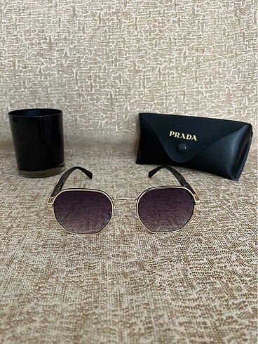 Prada Prada Güneş Gözlüğü