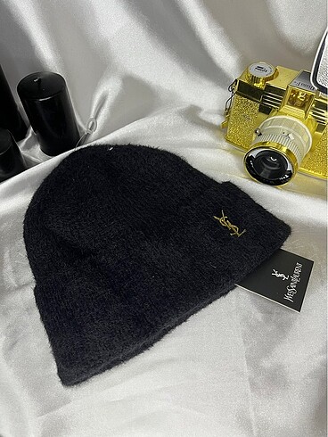 YSL Siyah Peluş Bere