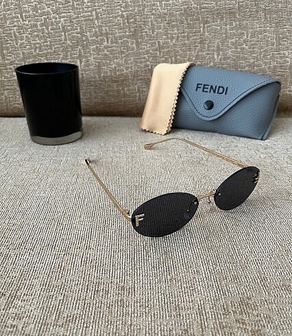 Fendi Siyah Gözlük