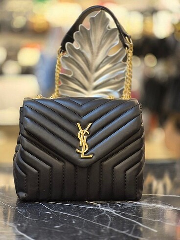 YvesSaintLaurent LouLou Çanta Modeli