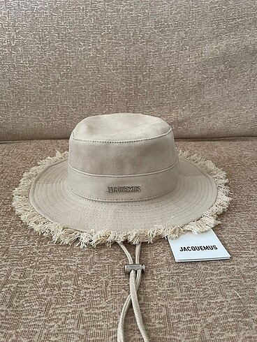 Jacquemus Bej Fötr Şapka