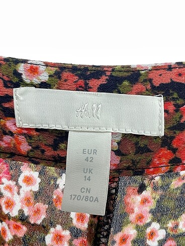 42 Beden çeşitli Renk H&M Midi Etek %70 İndirimli.