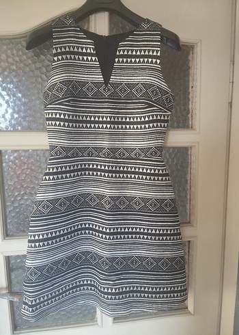 V Yaka Desenli Bohem Midi Elbise