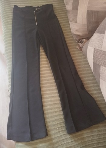 Siyah Fermuarlı Kadın Kumaş Pantolon