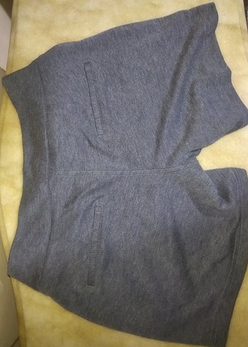 Gri Mini Hamile Şortu Fiyonk Detaylı - Görsel 3