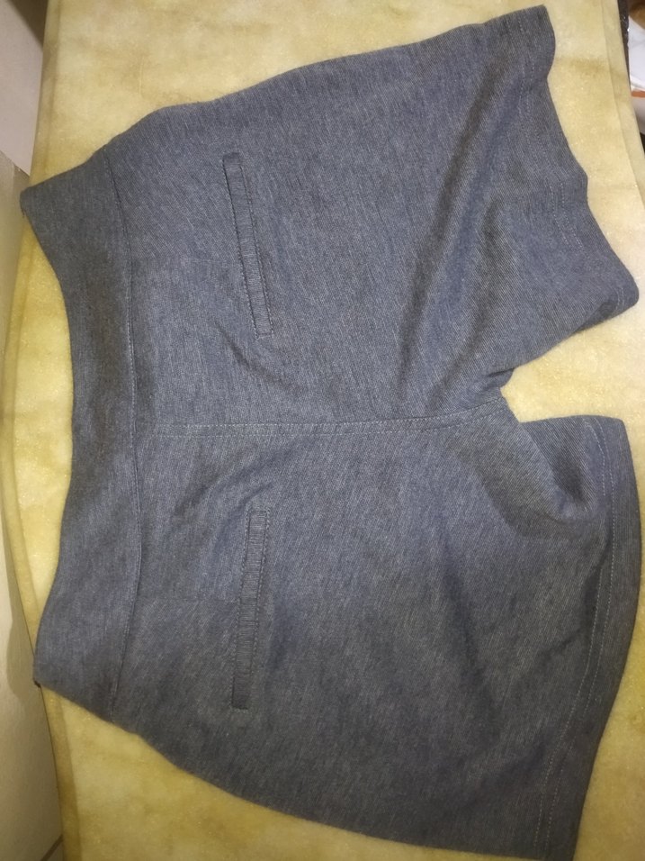 Gri Mini Hamile Şortu Fiyonk Detaylı - Görsel 3