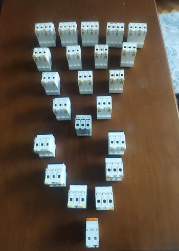 SCHNEİDER ÜÇLÜ OTOMAT - Görsel 5