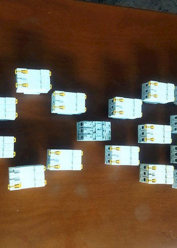 SCHNEİDER ÜÇLÜ OTOMAT - Görsel 3