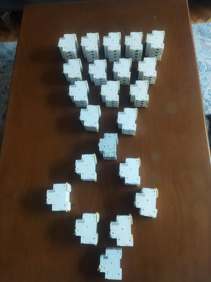 SCHNEİDER ÜÇLÜ OTOMAT - Görsel 2