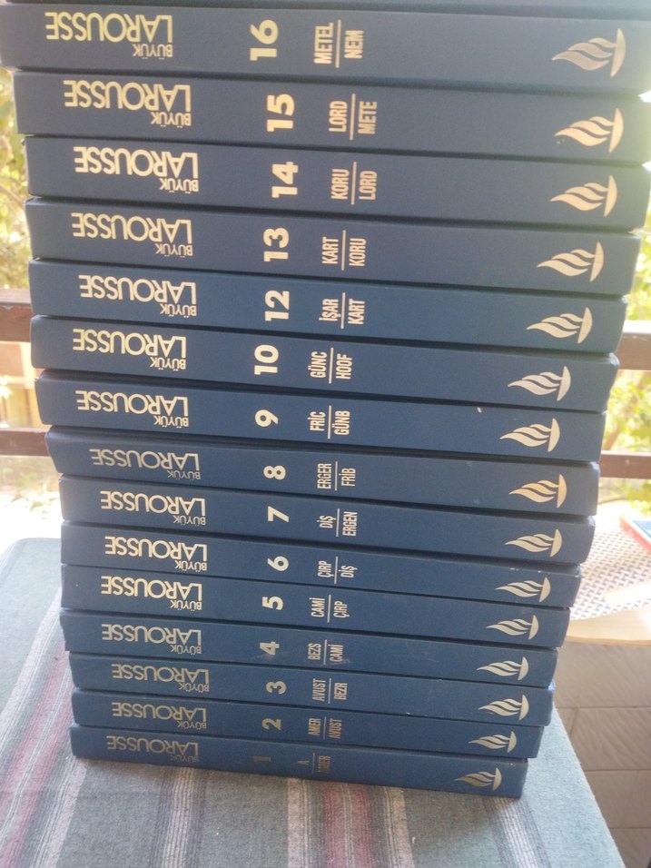 Larousse Sözlük ve Ansiklopedisi - Görsel 3