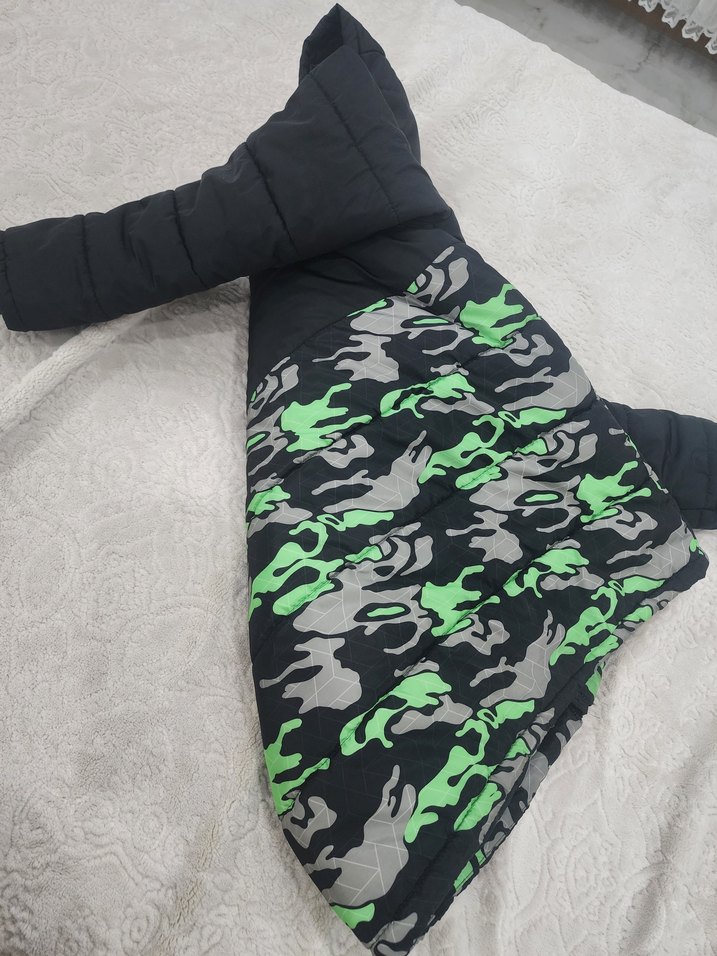 Erkek Çocuk Kamuflaj Desenli Kapüşonlu Mont - Görsel 2