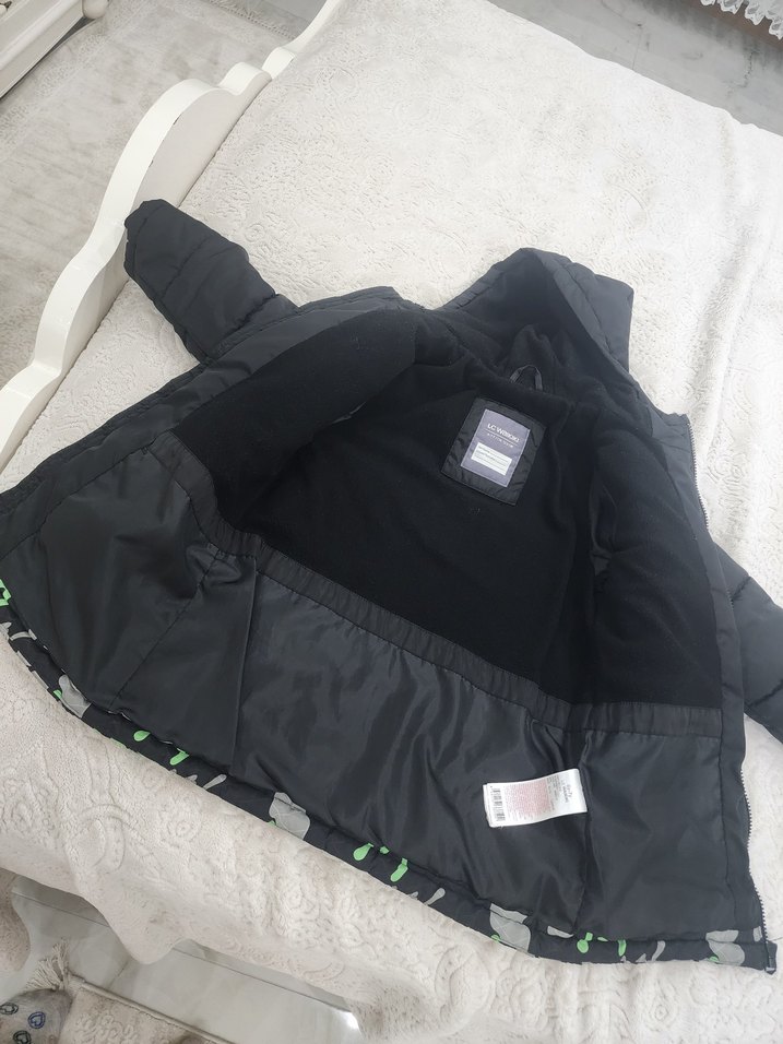 Erkek Çocuk Kapüşonlu Kamuflaj Desenli Mont - Görsel 3