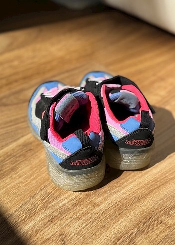 30 Beden Skechers Kız Çocuk Spor Ayakkabı