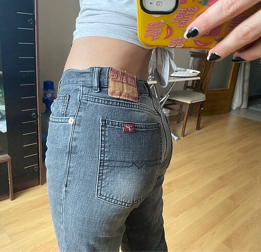 s Beden Y2K Vintage Goth Jean