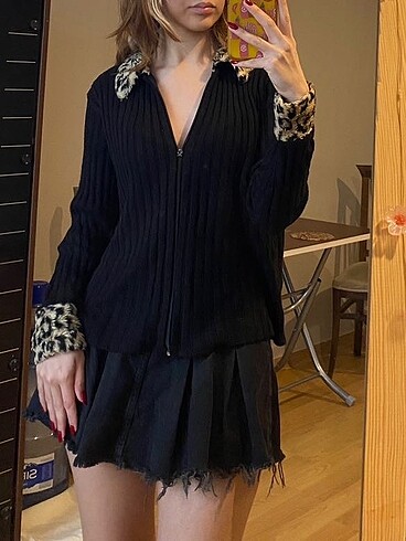 l Beden siyah Renk DKNY Y2K Leopar Peluş Detaylı Ceket Bluz