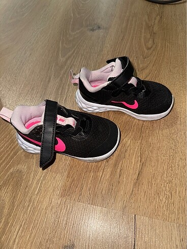 Nike bebek ayakkabı