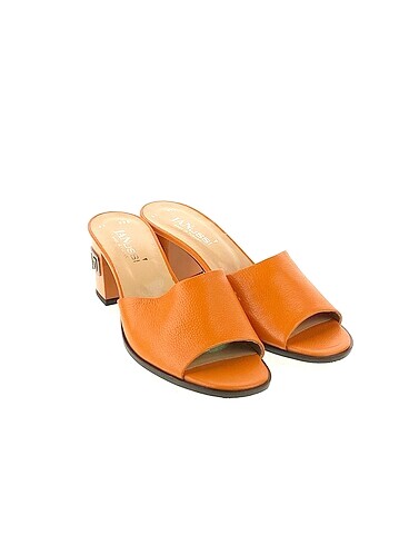 Vintage Love Vintage Love Terlik %70 İndirimli.