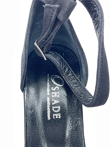 41 Beden siyah Renk Vintage Love Sandalet %70 İndirimli.
