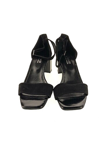 41 Beden Vintage Love Sandalet %70 İndirimli.