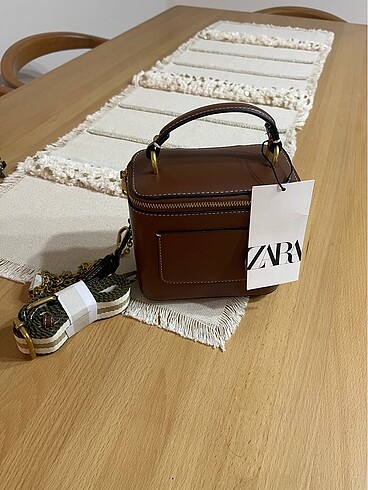 Zara Çanta