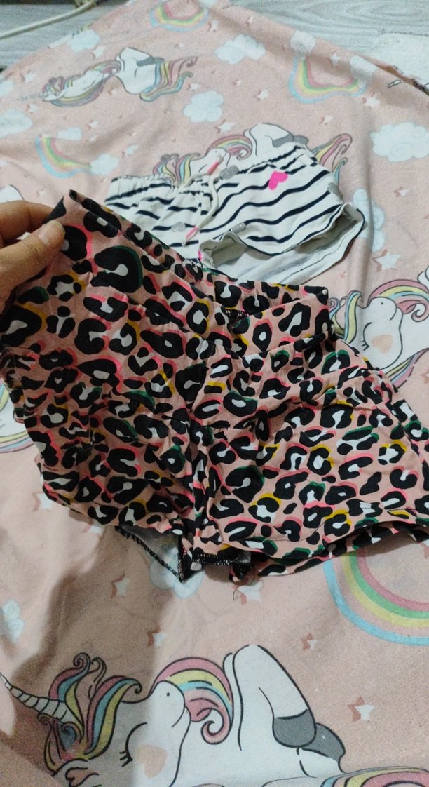 Renkli Zebra Desenli Kız Şortları - Görsel 4