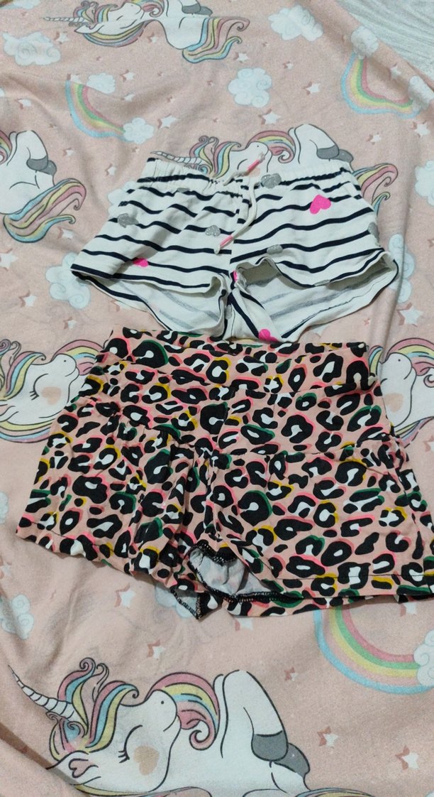Renkli Zebra Desenli Kız Şortları - Görsel 2