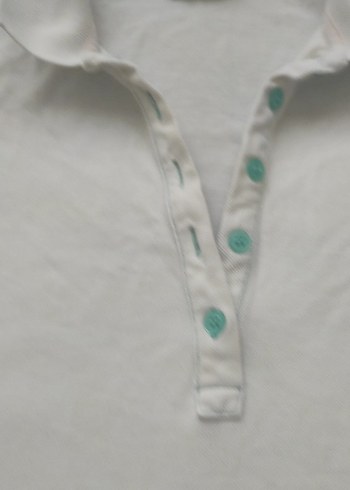 Düğmeli Beyaz Pamuklu lakos tisort - Görsel 2