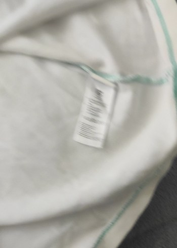 Düğmeli Beyaz Pamuklu lakos tisort - Görsel 4