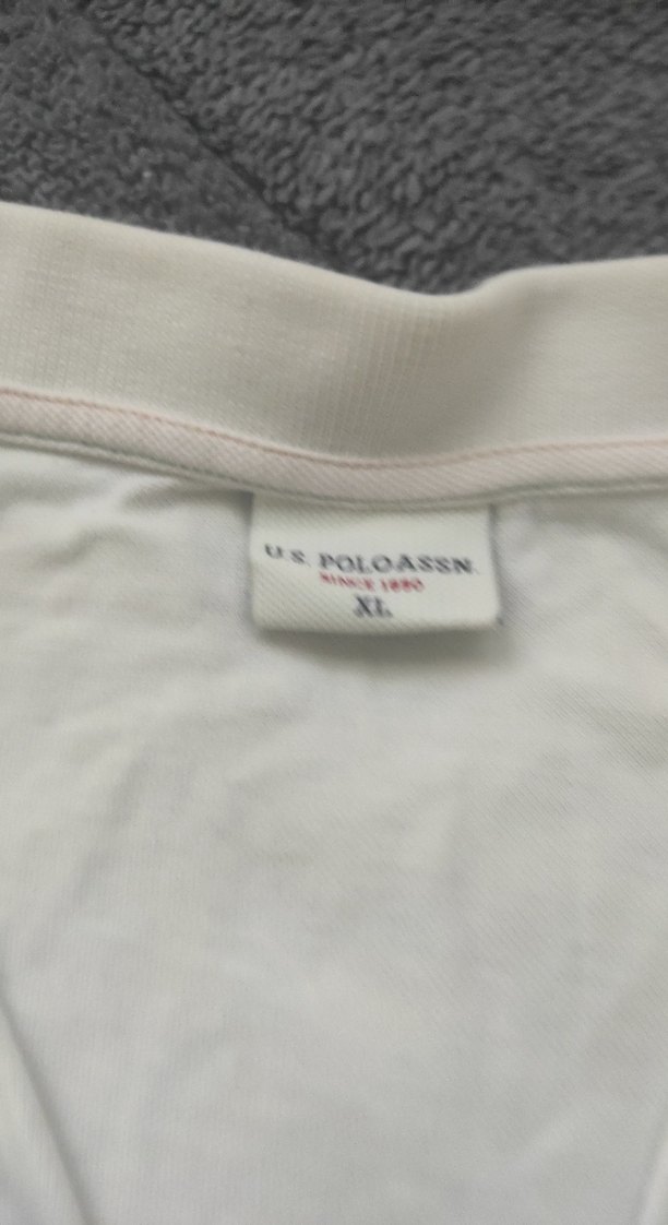 Düğmeli Beyaz Pamuklu lakos tisort - Görsel 3