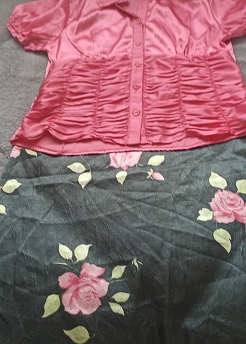 Pembe saten gömlek ve etek takim - Görsel 3