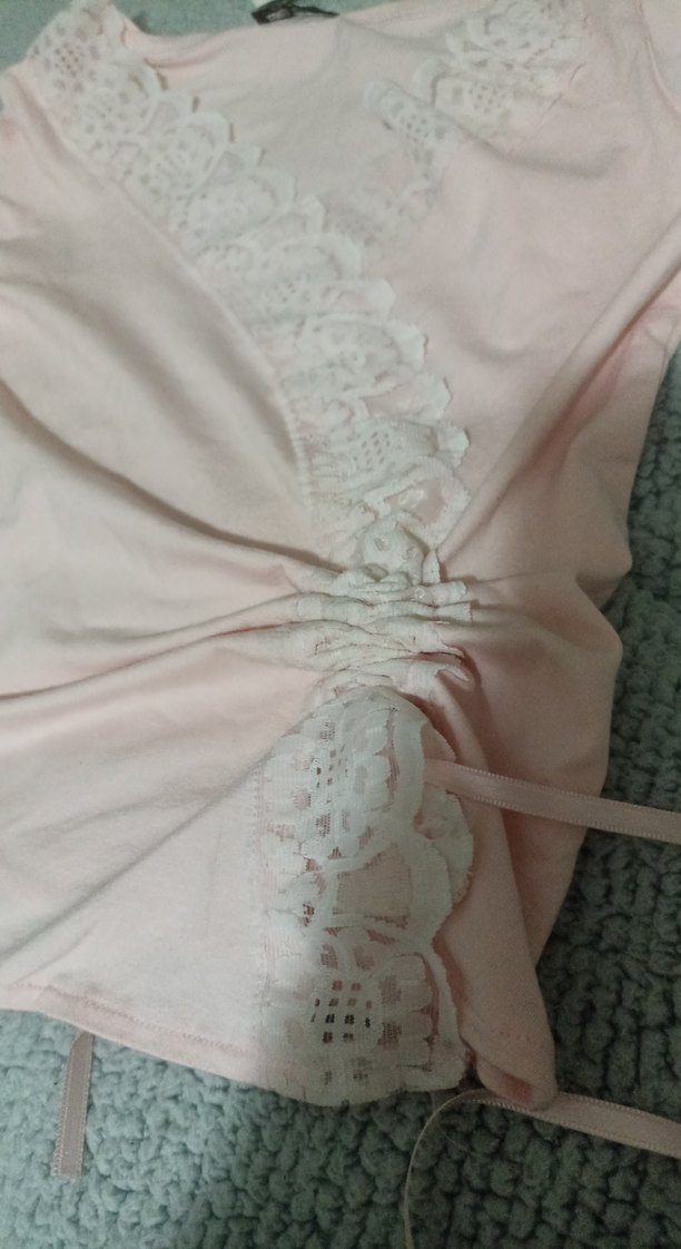 Dantel Detaylı Pembe penye bluz - Görsel 2