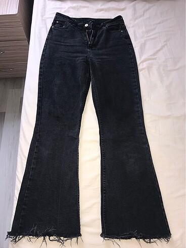 Trendyolmilla siyah flare jean