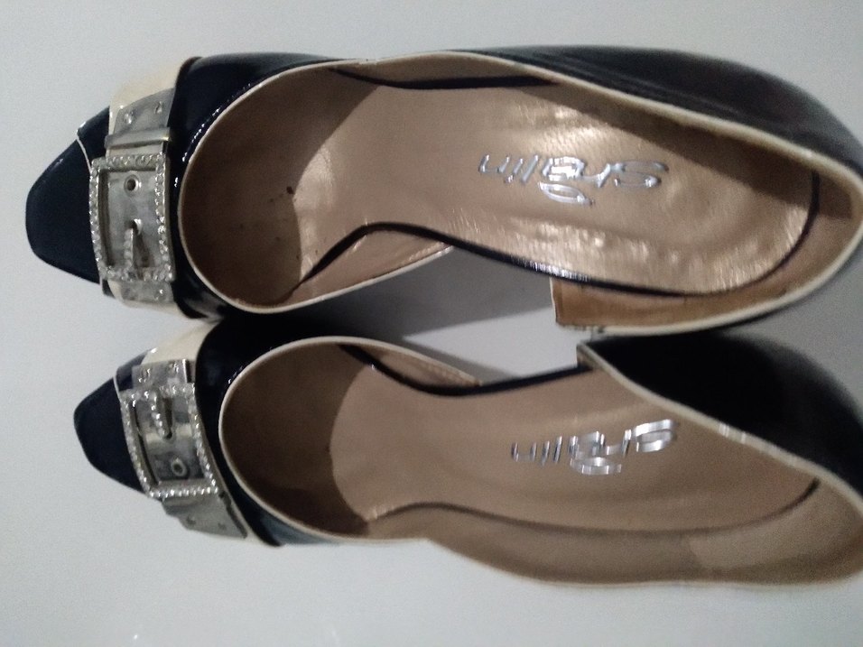 Siyah Yılan Desenli Tokalı Stiletto Topuklu Kadın Ayakkabı - Görsel 3