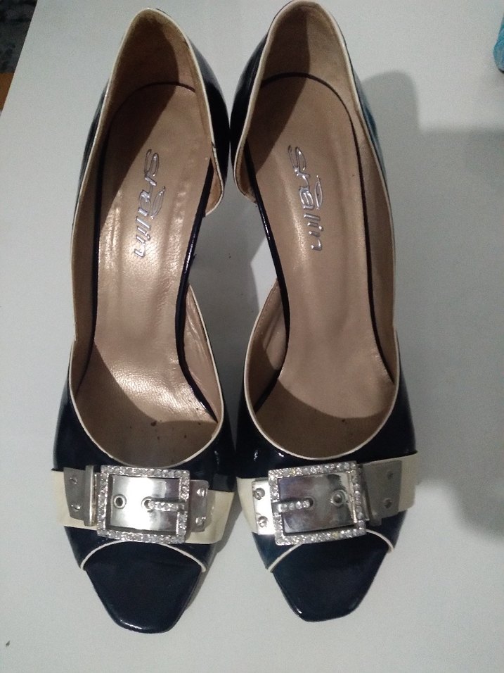 Siyah Yılan Desenli Tokalı Stiletto Topuklu Kadın Ayakkabı - Görsel 2