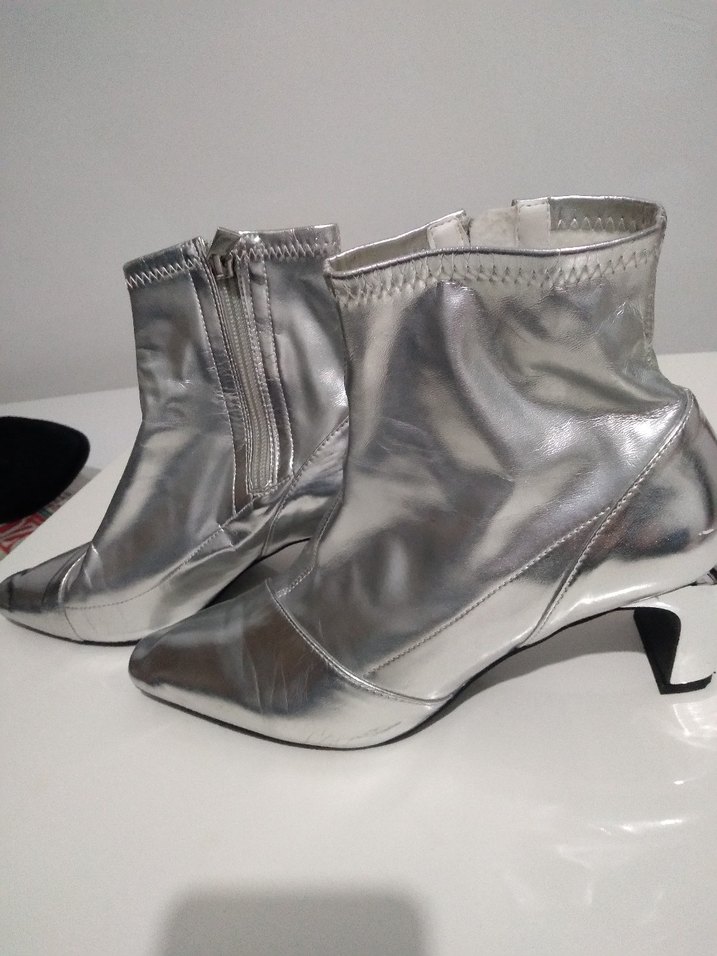 Gri Metalik Stiletto Topuklu Kadın Bot - Görsel 3