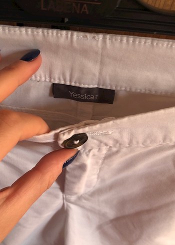 Beyaz Kadın Bermuda Şort Regular Fit - Görsel 3