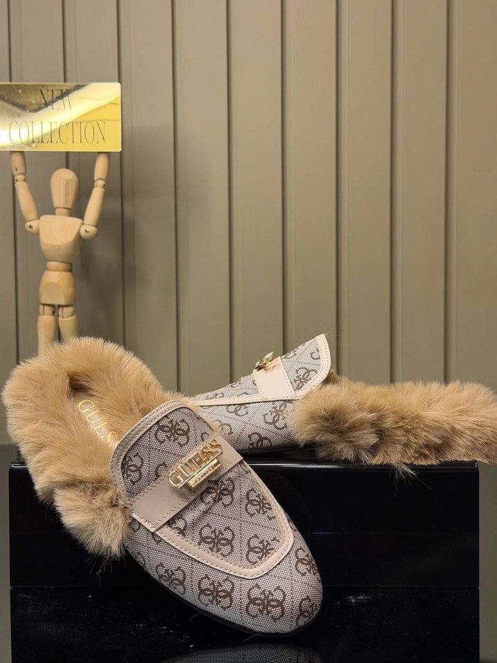 Guess Tüylü Topuklu Kadın Terlik - Görsel 2