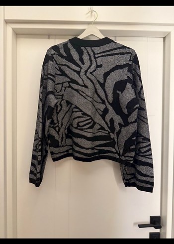 H&M Gri Zebra Desenli Kadın Triko Kazak - Görsel 4