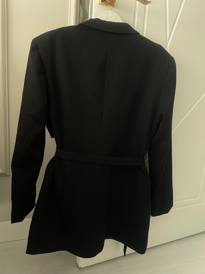 Siyah Kemerli Kadın Blazer Ceket - Görsel 3