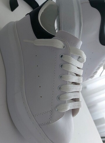 38 Beden Beyaz tabanlı spor ayakkabı
