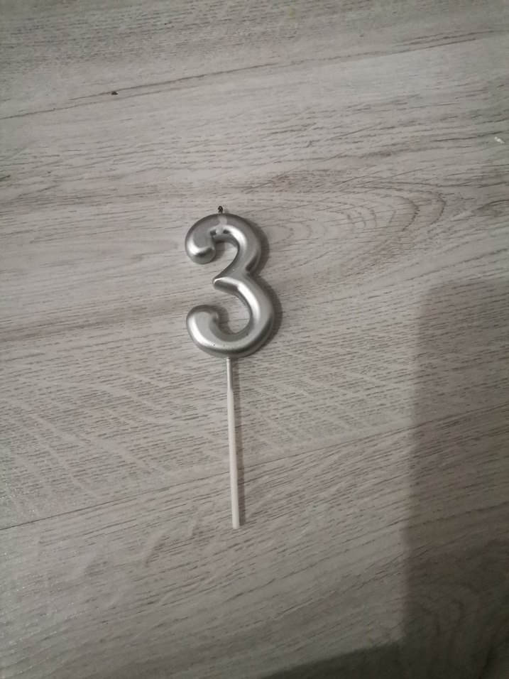 Beyaz 3 Rakamlı Pasta Mumu - Görsel 2