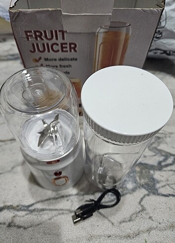 Diğer Şarjlı Blender Milkshake Smoothie