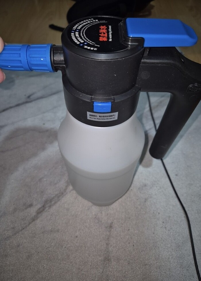 ŞARJLI OTO YIKAMA VE KÖPÜK  POMPASI - Görsel 5