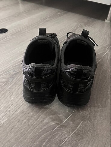 Puma spor ayakkabı - Görsel 3