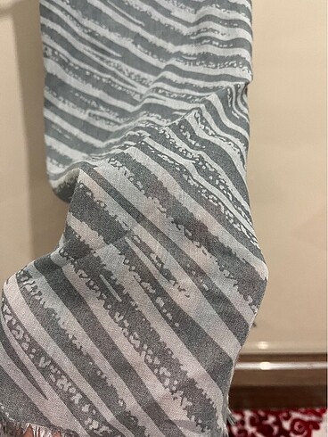 Gri şal - Görsel 3
