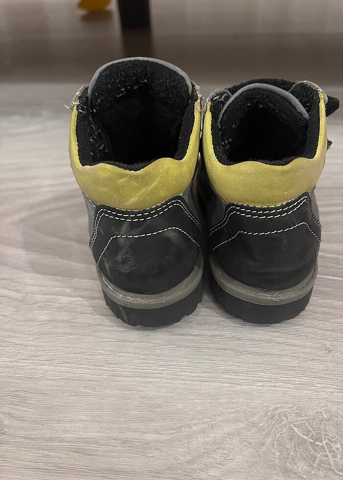 Erkek cocuk bot - Görsel 3