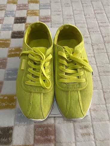 Yeşil Kinetix spor ayakkabı