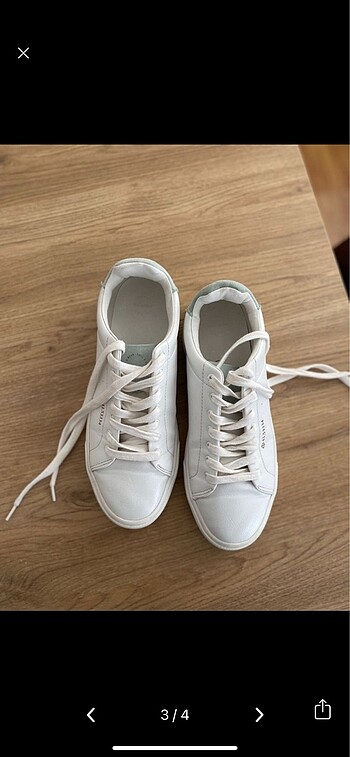 38 Beden Pull and bear beyaz sneaker