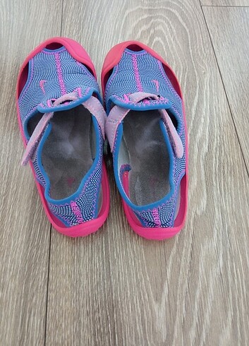 Nike Orijinal Nike sandalet