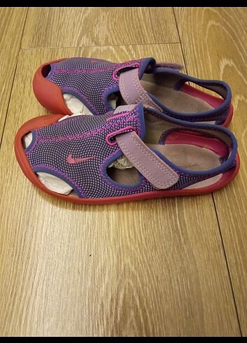 30 Beden pembe Renk Orijinal Nike sandalet 